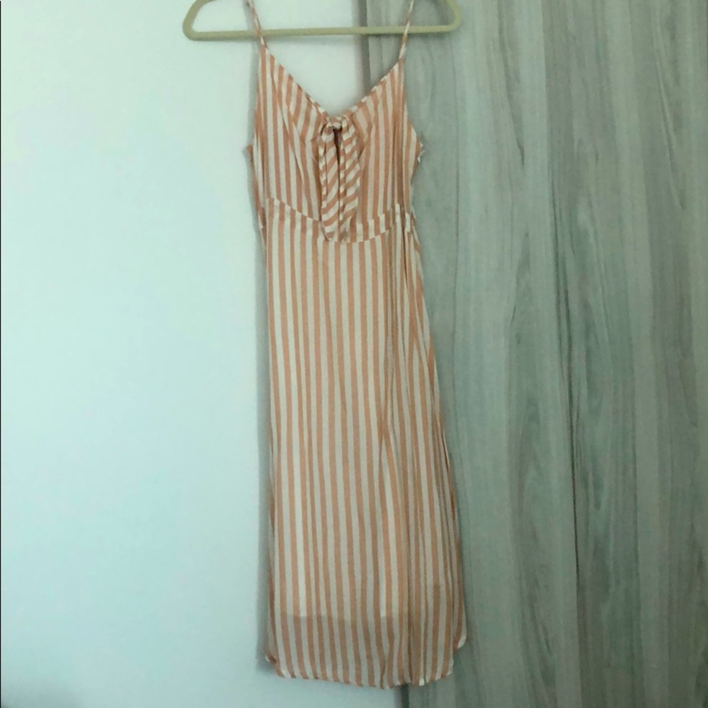 Midi dress perfect for beach getaway!
